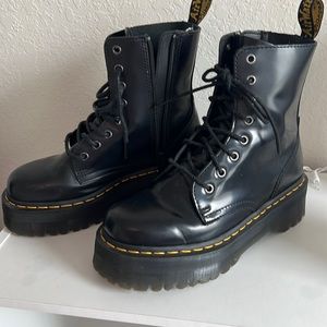 Platform Doc Martens